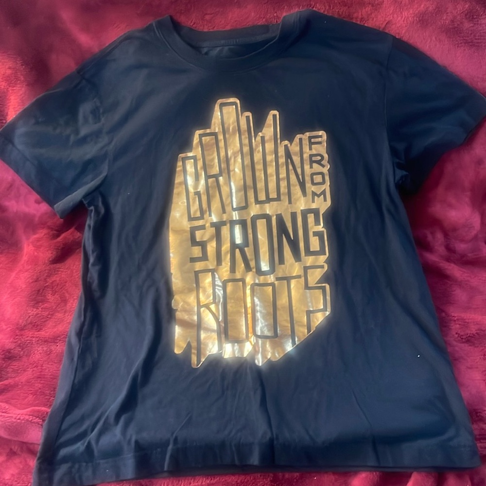 Extra large, black graphic T-shirt